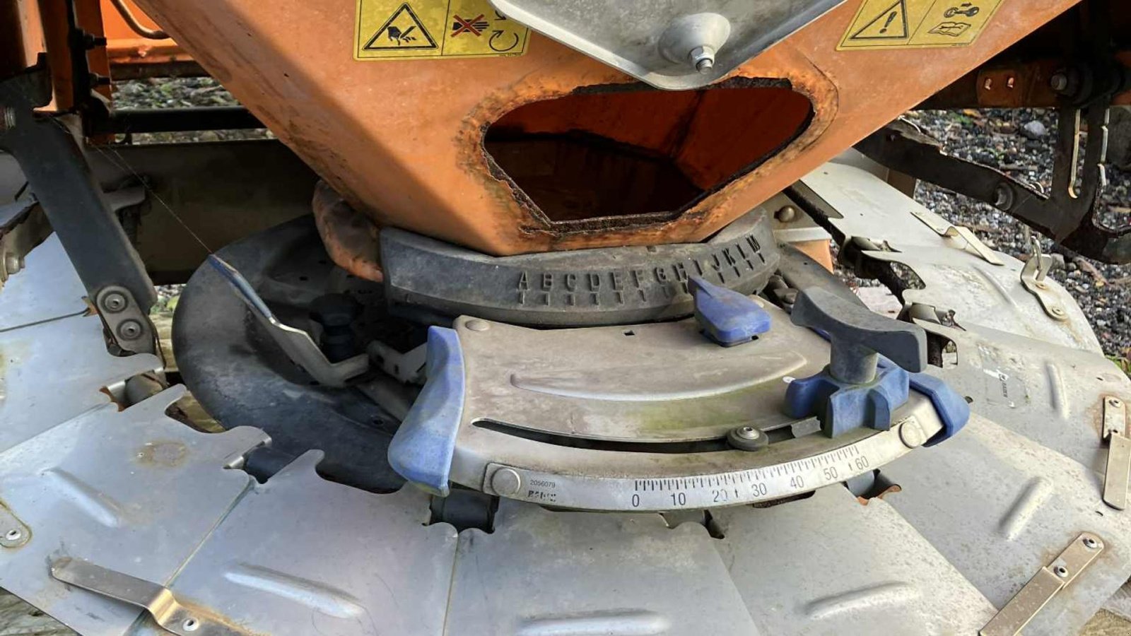 Sandstreuer & Salzstreuer типа Rauch AXEO 18.1 Hydro, Gebrauchtmaschine в Glamsbjerg (Фотография 5)