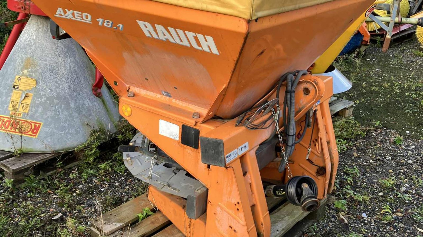 Sandstreuer & Salzstreuer типа Rauch AXEO 18.1 Hydro, Gebrauchtmaschine в Glamsbjerg (Фотография 4)