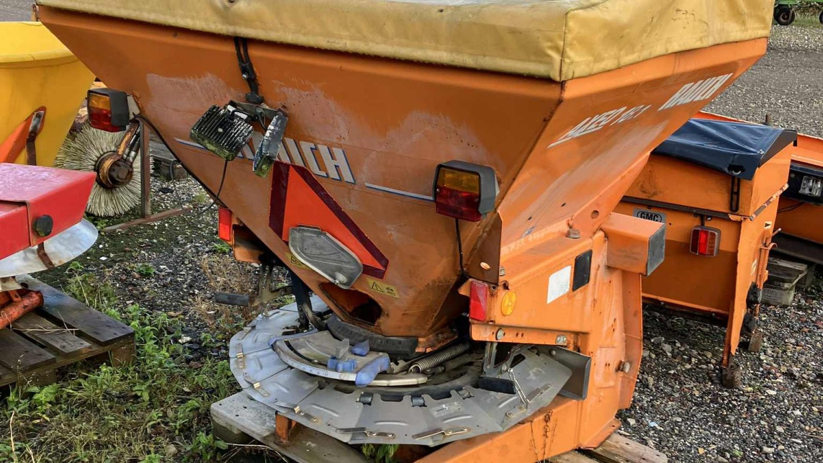 Sandstreuer & Salzstreuer типа Rauch AXEO 18.1 Hydro, Gebrauchtmaschine в Glamsbjerg (Фотография 1)