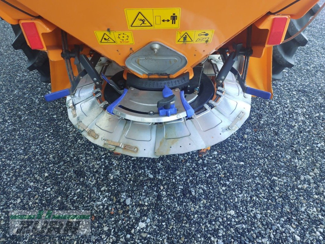 Sandstreuer & Salzstreuer des Typs Rauch AXEO 18.1 Q, Gebrauchtmaschine in Emskirchen (Bild 4)