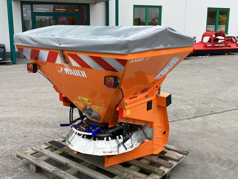 Sandstreuer & Salzstreuer del tipo Rauch AXEO 18.1 Winterdienststreuer, Neumaschine en Zwettl