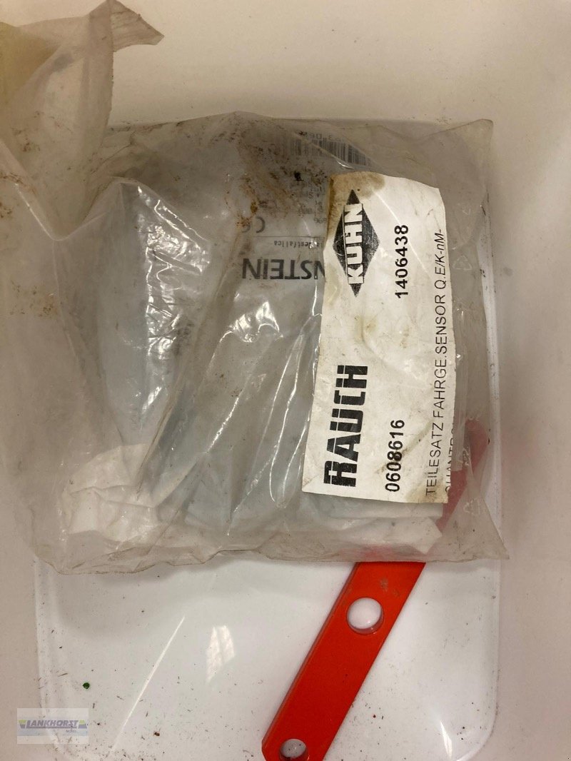 Sandstreuer & Salzstreuer of the type Rauch AXEO 18.1, Gebrauchtmaschine in Aurich (Picture 22)