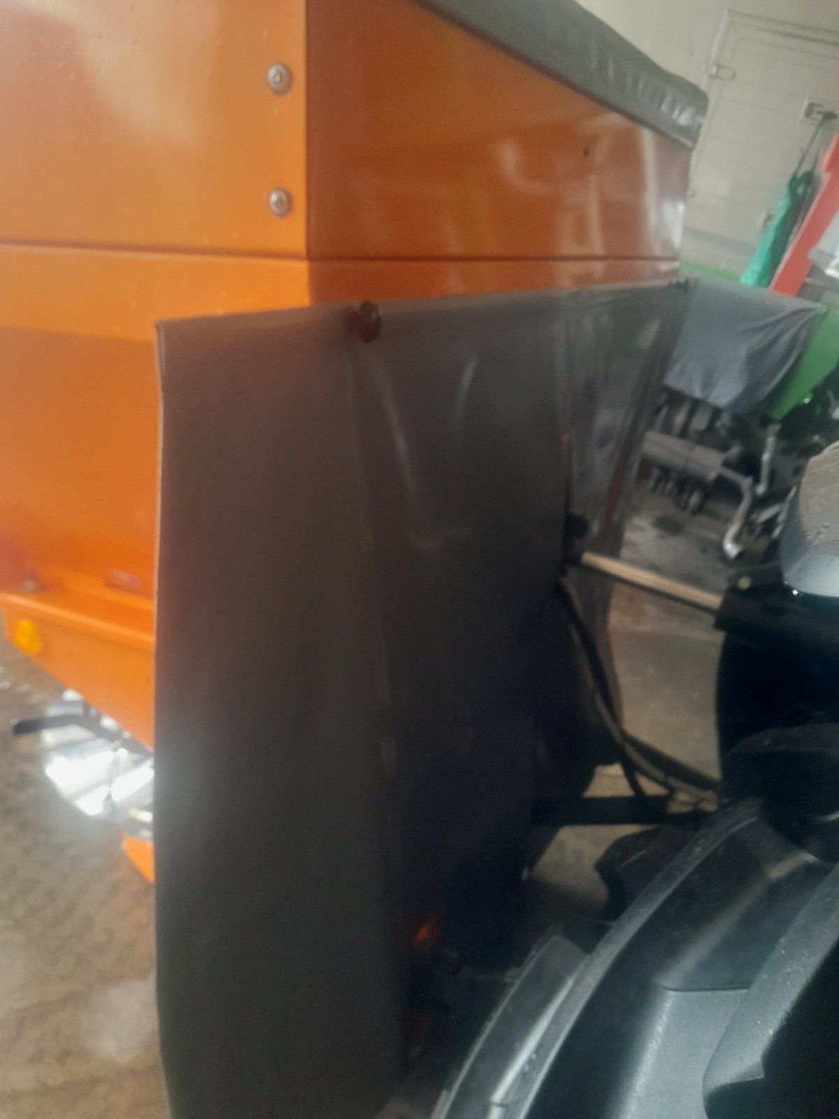 Sandstreuer & Salzstreuer van het type Rauch Axeo 18.1, Gebrauchtmaschine in Niedertaufkirchen (Foto 4)