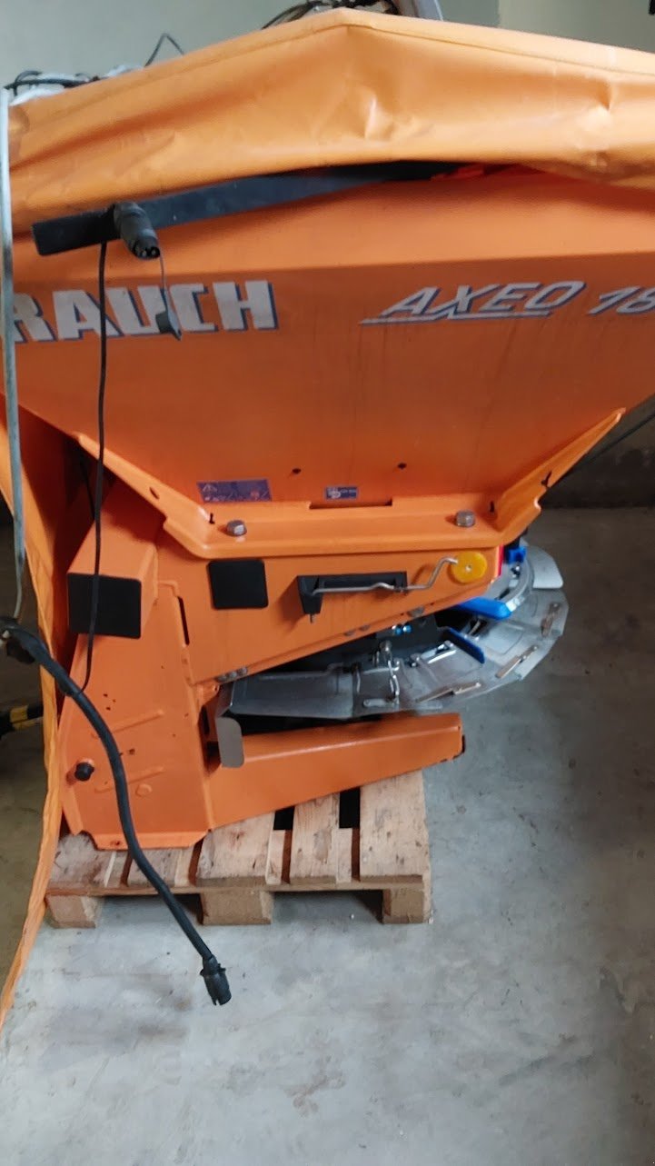 Sandstreuer & Salzstreuer tipa Rauch AXEO 18.1, Gebrauchtmaschine u Stein (Slika 2)