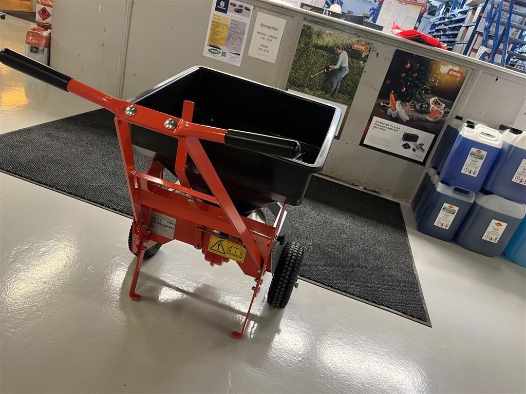 Sandstreuer & Salzstreuer des Typs Rauch K51, Gebrauchtmaschine in Vejle (Bild 2)