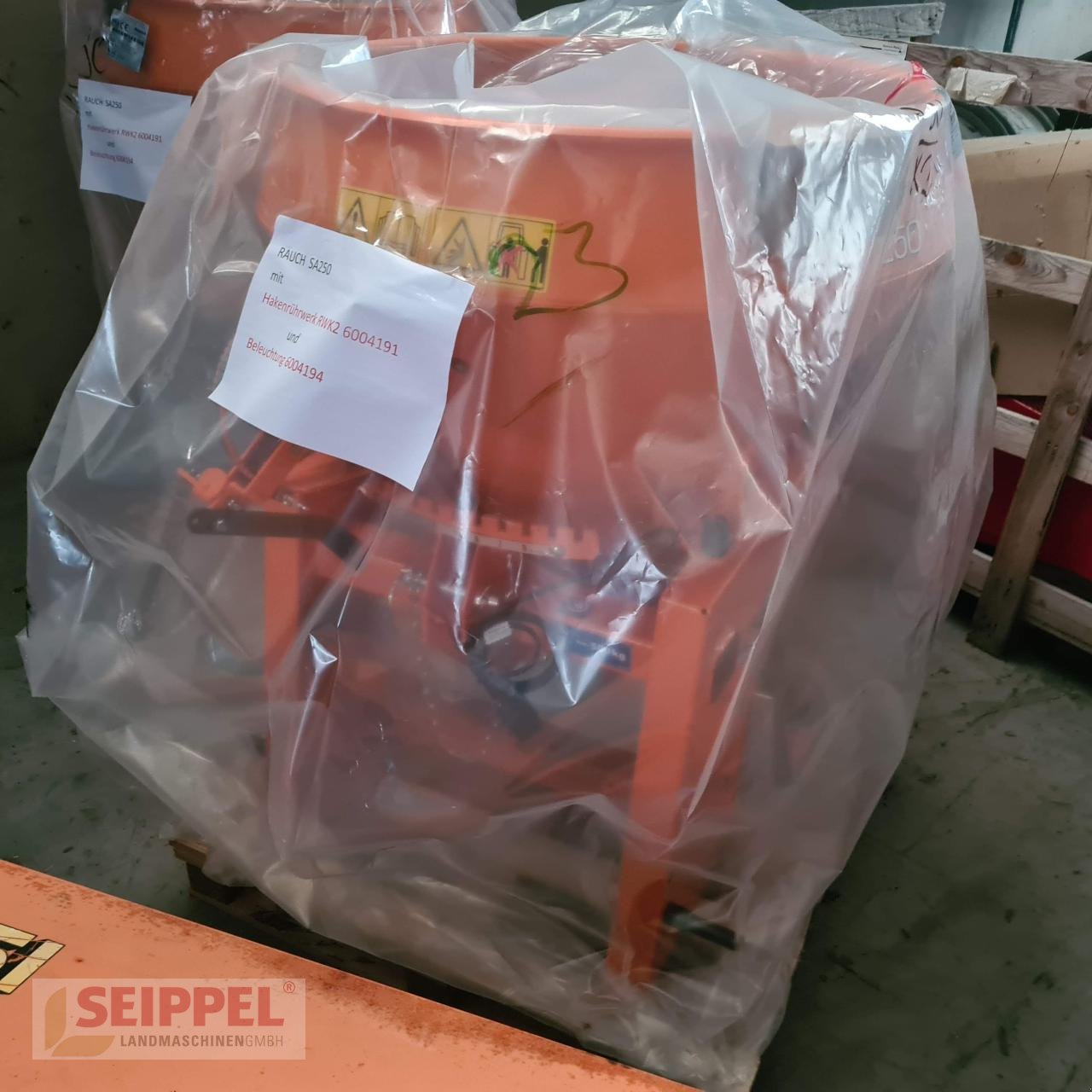 Sandstreuer & Salzstreuer van het type Rauch SA 250 WINTERAKTIONSPAKET, Neumaschine in Groß-Umstadt (Foto 3)