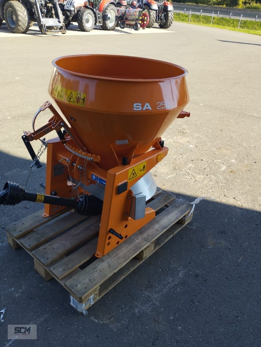 Sandstreuer & Salzstreuer типа Rauch SA 250, Neumaschine в St. Marein (Фотография 4)