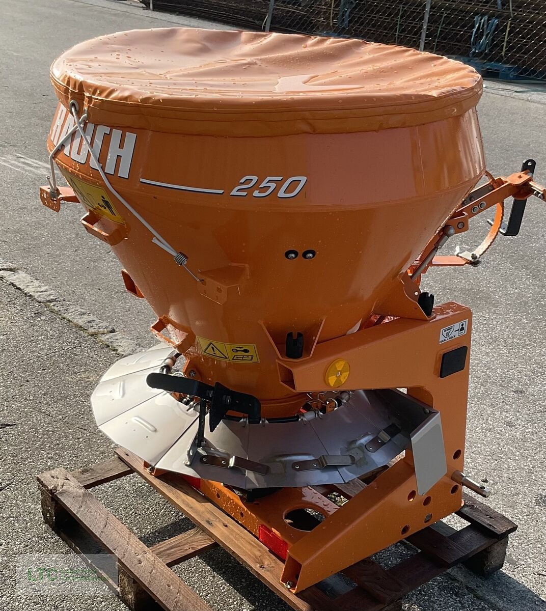 Sandstreuer & Salzstreuer typu Rauch SA 250, Neumaschine w Kalsdorf (Zdjęcie 3)