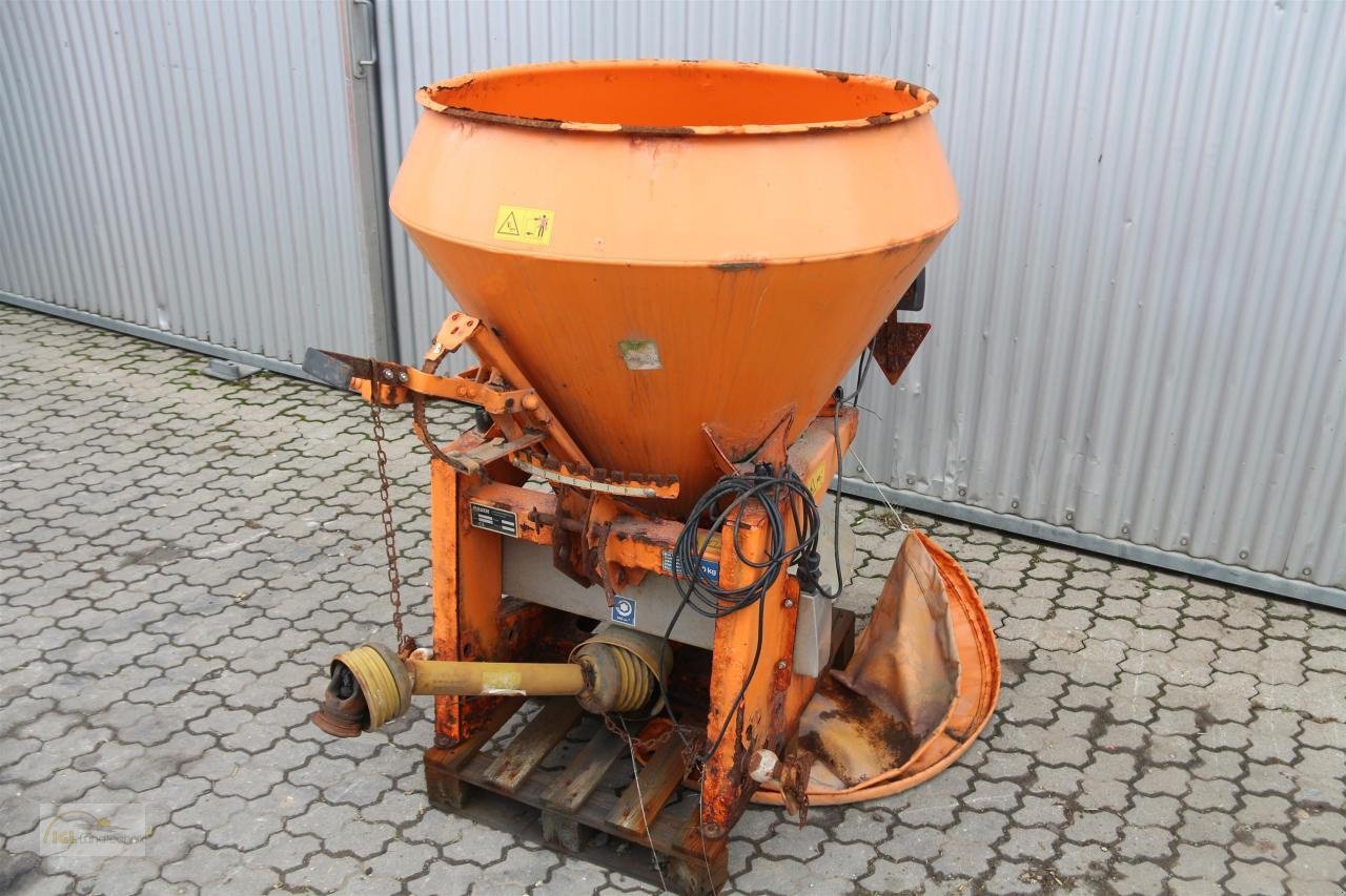 Sandstreuer & Salzstreuer des Typs Rauch SA 330, Gebrauchtmaschine in Pfreimd (Bild 2)