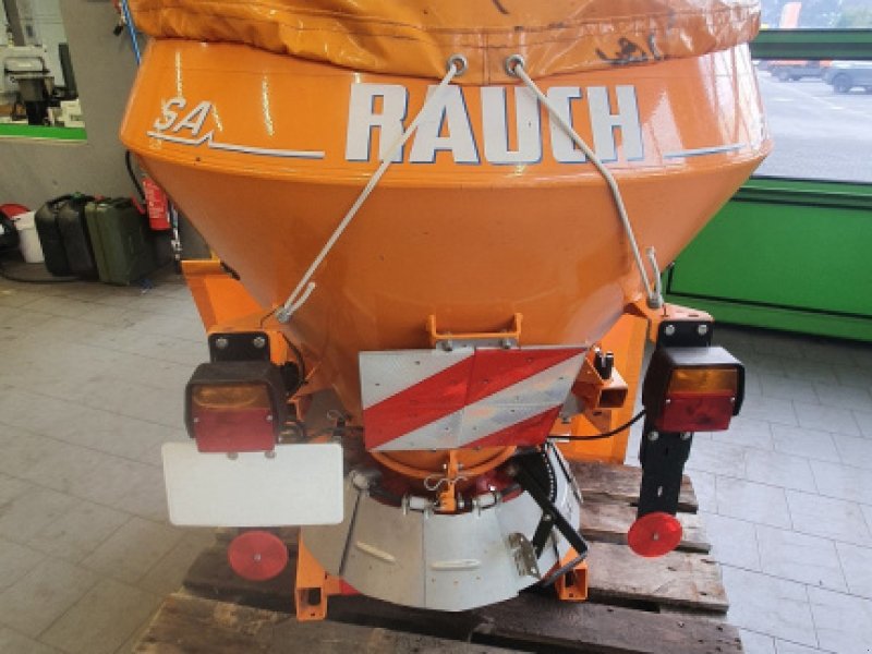 Sandstreuer & Salzstreuer des Typs Rauch SA 360, Gebrauchtmaschine in Olpe (Bild 1)