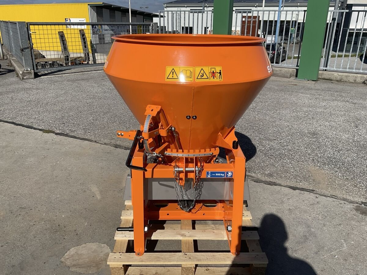 Sandstreuer & Salzstreuer des Typs Rauch SA 360, Neumaschine in Zwettl (Bild 5)