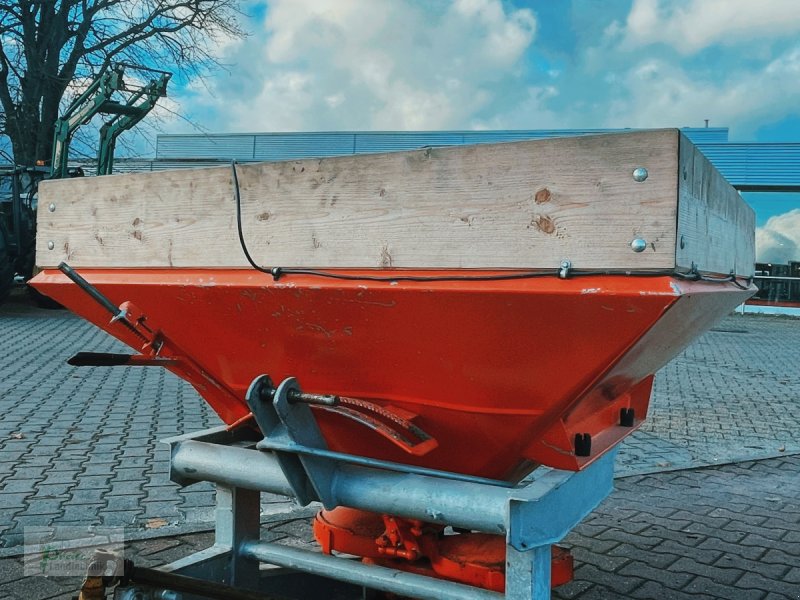 Sandstreuer & Salzstreuer des Typs Rauch Salzstreuer, Gebrauchtmaschine in Bad Kötzting (Bild 1)