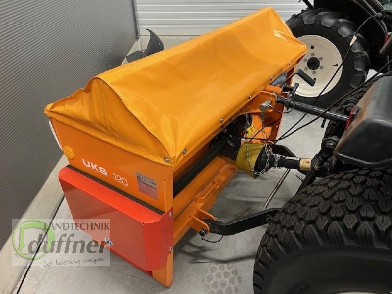 Sandstreuer & Salzstreuer des Typs Rauch UKS 120, Neumaschine in Hohentengen (Bild 5)