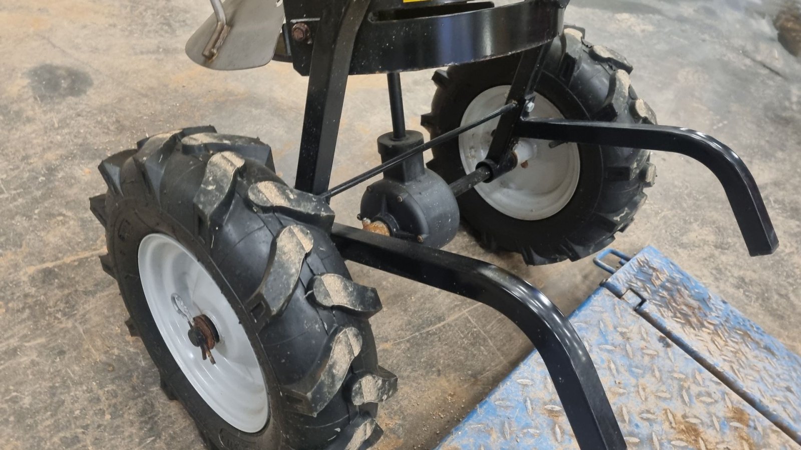 Sandstreuer & Salzstreuer typu Rondini SPT/50, Gebrauchtmaschine w Skævinge (Zdjęcie 6)