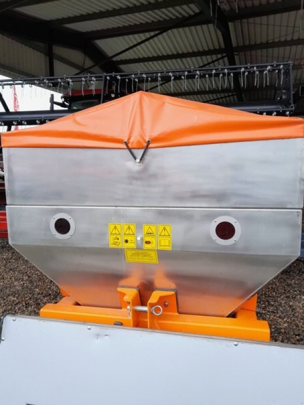 Sandstreuer & Salzstreuer от тип SaMASZ Vortex 600 E, Neumaschine в Bad Freienwalde (Снимка 3)