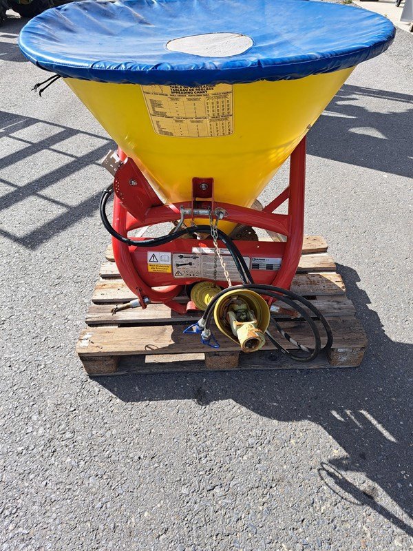 Sandstreuer & Salzstreuer typu Saphir PLS400, Gebrauchtmaschine v Susten (Obrázek 2)