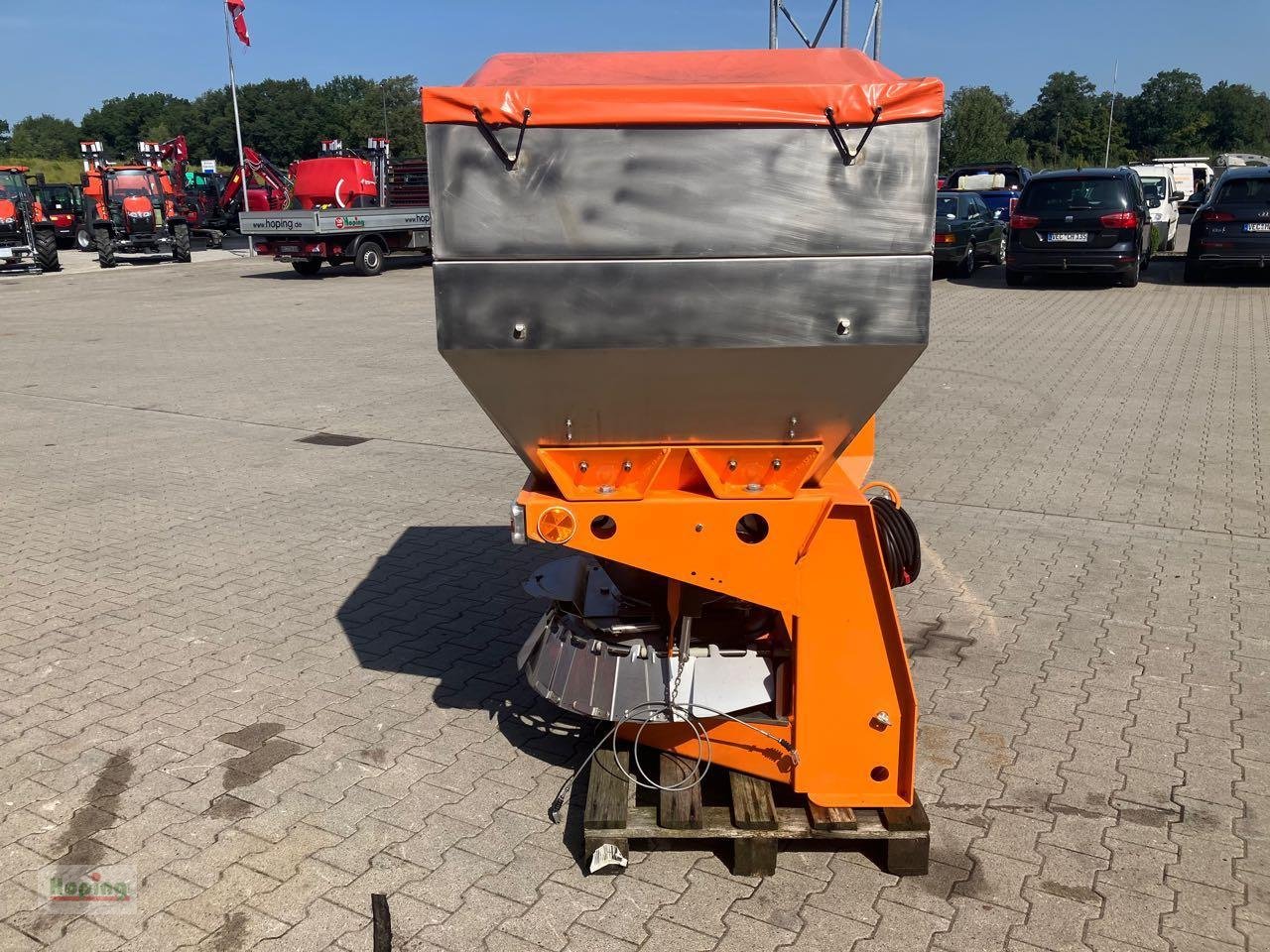 Sandstreuer & Salzstreuer Türe ait Saphir Vortex 600E, Neumaschine içinde Bakum (resim 4)