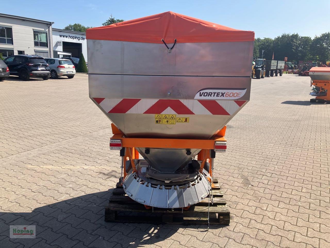 Sandstreuer & Salzstreuer Türe ait Saphir Vortex 600E, Neumaschine içinde Bakum (resim 5)