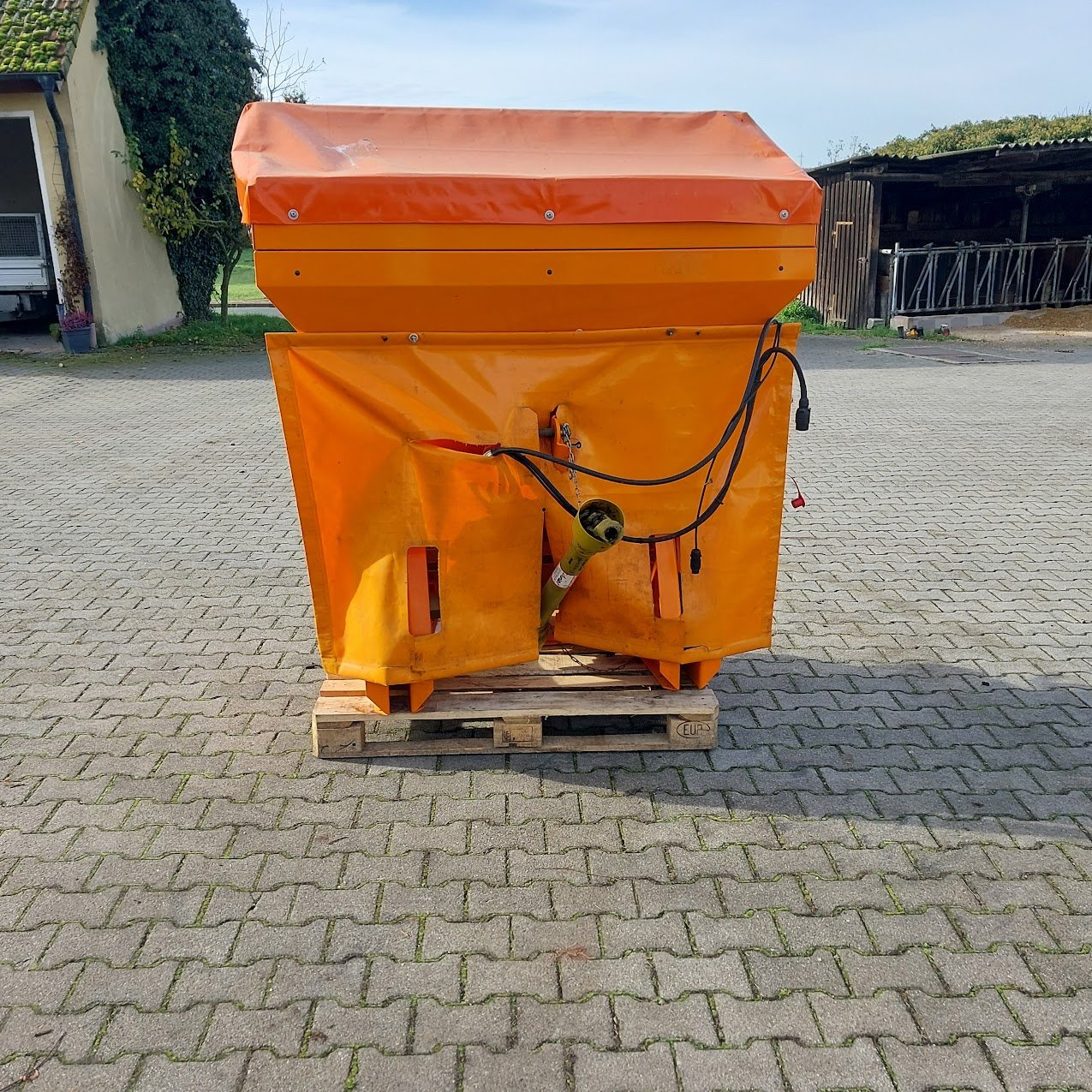 Sandstreuer & Salzstreuer типа Saphir wds 750, Gebrauchtmaschine в Stein (Фотография 2)