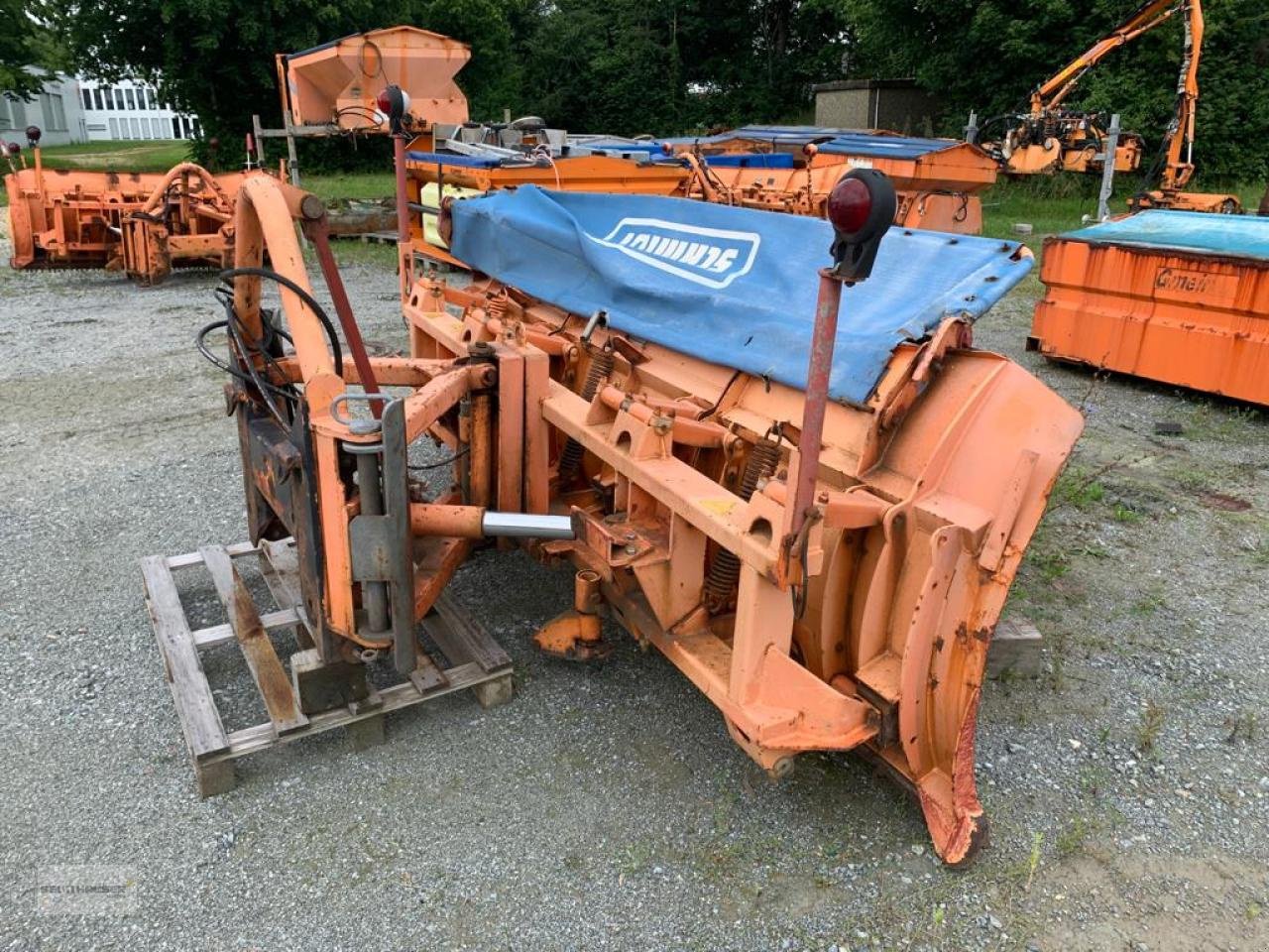 Sandstreuer & Salzstreuer des Typs Schmidt Schmidt Schneepflug CP 3, Gebrauchtmaschine in Hagelstadt (Bild 4)