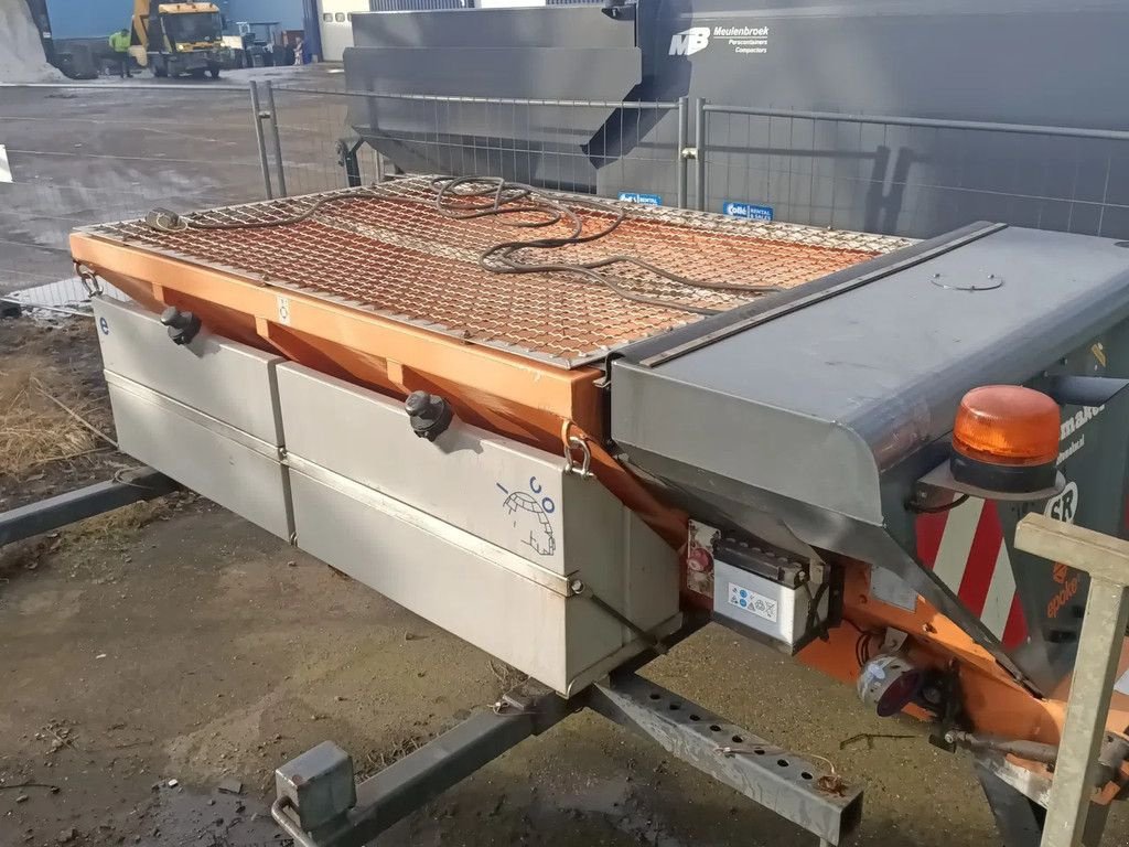 Sandstreuer & Salzstreuer del tipo Schuitemaker S2400 ESR, Gebrauchtmaschine In Groningen (Immagine 9)