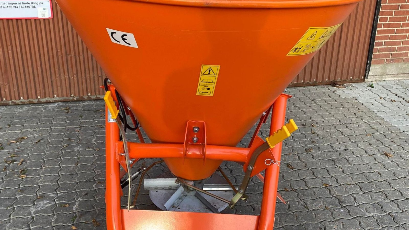 Sandstreuer & Salzstreuer des Typs Sonstige 500, Gebrauchtmaschine in Vinderup (Bild 1)