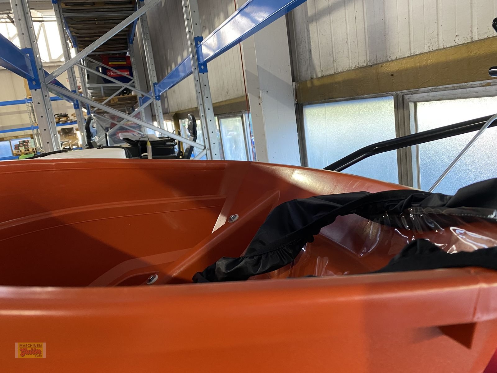 Sandstreuer & Salzstreuer of the type Sonstige AGRI FAB Mechanischisches Streugerät mit Plane, Neumaschine in Kötschach (Picture 9)