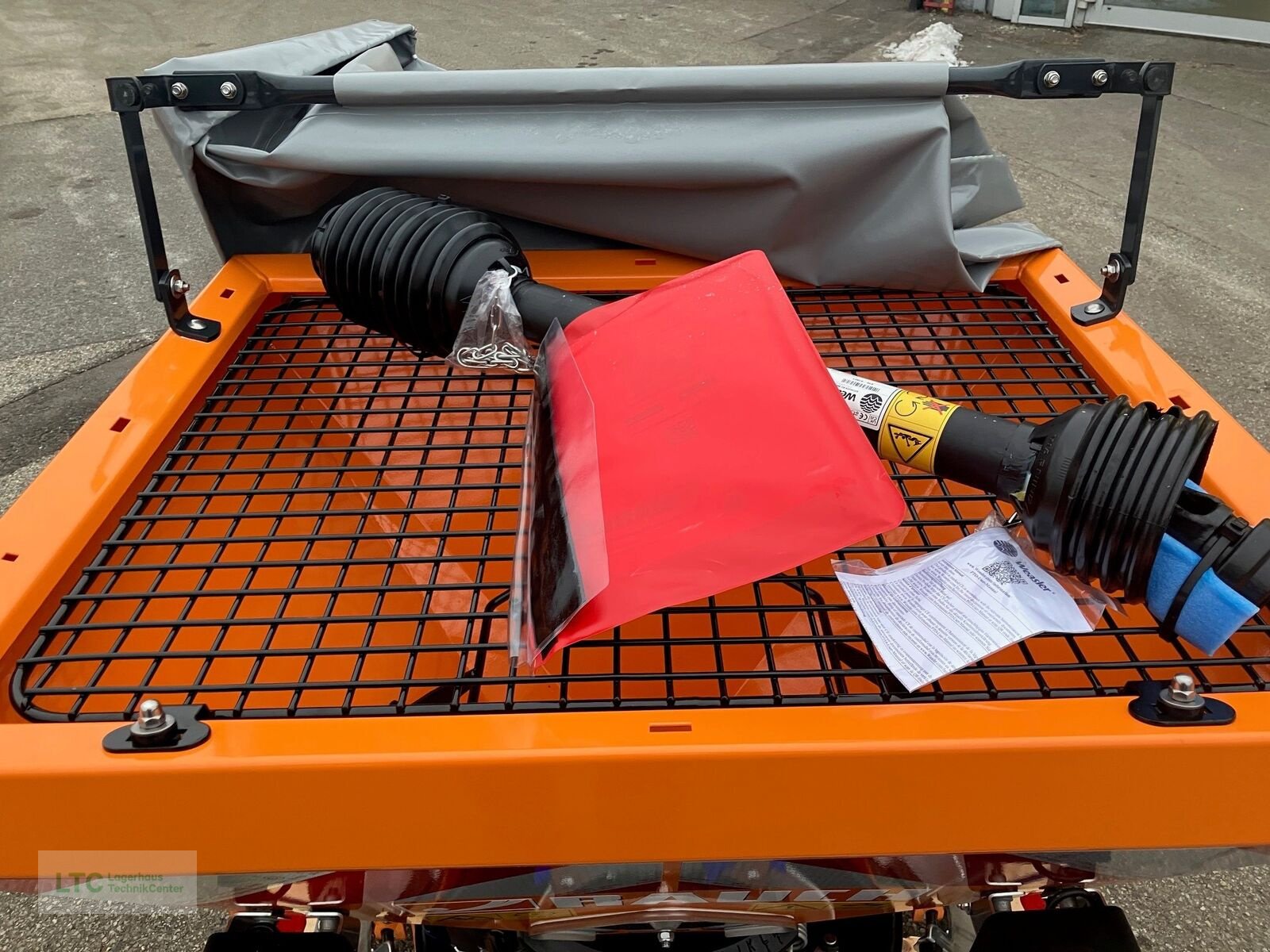 Sandstreuer & Salzstreuer типа Sonstige AXEO 2.1 Salzstreuer, Neumaschine в Herzogenburg (Фотография 7)