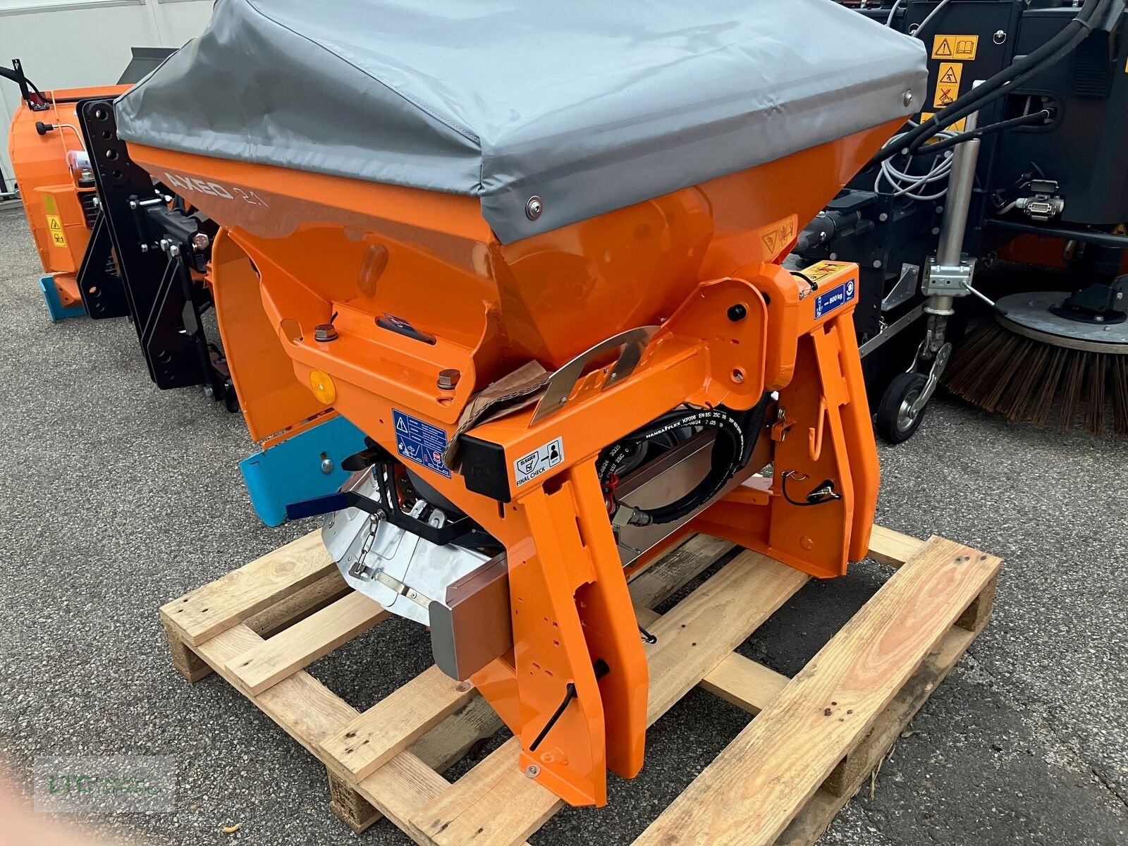 Sandstreuer & Salzstreuer типа Sonstige AXEO 2.1 Salzstreuer, Neumaschine в Herzogenburg (Фотография 2)