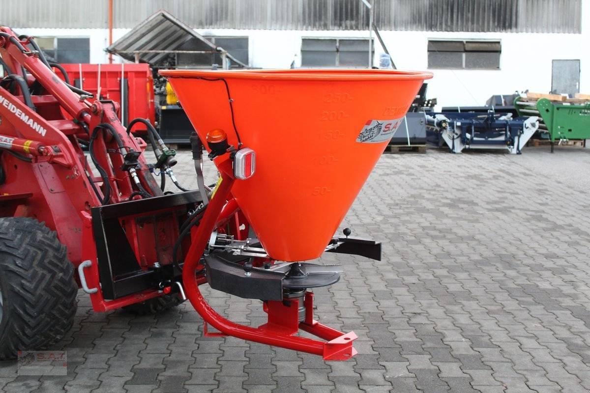 Sandstreuer & Salzstreuer des Typs Sonstige Dexwal Salz und Splitstreuer 200-400 lt-NEU, Neumaschine in Eberschwang (Bild 5)