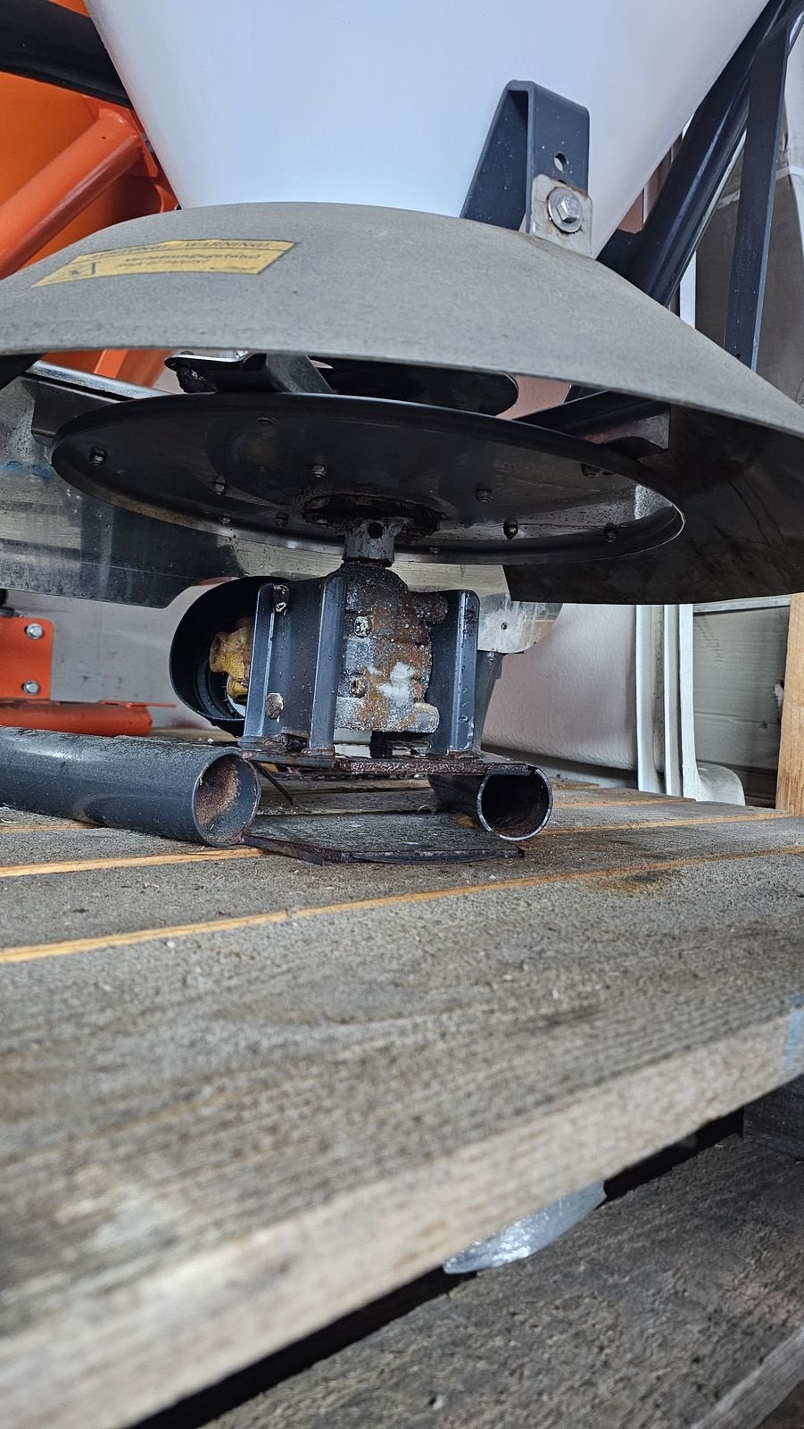 Sandstreuer & Salzstreuer del tipo Sonstige Fliegel universalstreuer, Vorführmaschine en Ried im Oberinntal (Imagen 2)