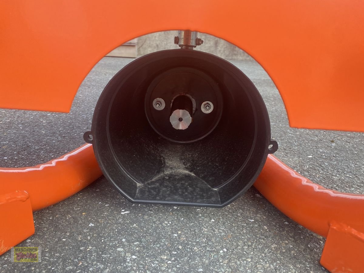 Sandstreuer & Salzstreuer des Typs Sonstige Grass-Rol Salzstreuer 400 Liter, Neumaschine in Kötschach (Bild 13)