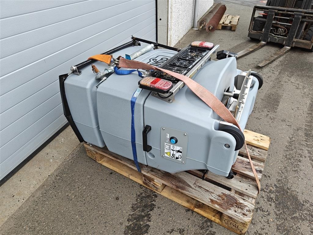 Sandstreuer & Salzstreuer of the type Sonstige Icestriker 200, Gebrauchtmaschine in Holstebro (Picture 2)