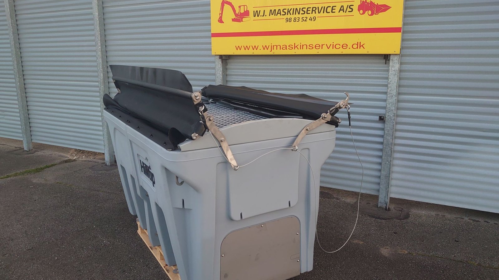 Sandstreuer & Salzstreuer of the type Sonstige IceStriker 900AM, Gebrauchtmaschine in Nørresundby (Picture 8)