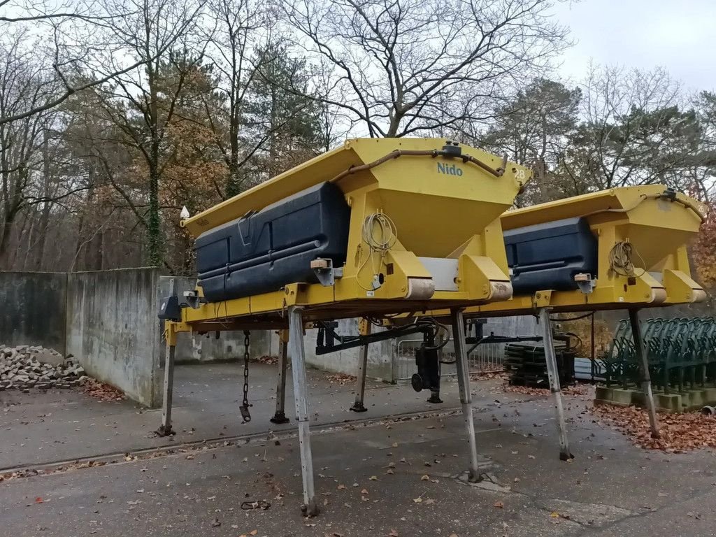 Sandstreuer & Salzstreuer типа Sonstige Nido Stratos B40-36 PALN, Gebrauchtmaschine в Groningen (Фотография 3)