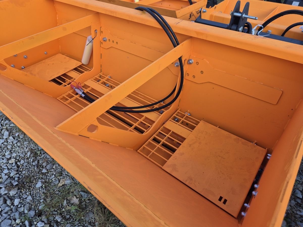 Sandstreuer & Salzstreuer of the type Sonstige PADAGAS SP 1500 Selbstladestreuer Radlader Schmi, Neumaschine in Aigen-Schlägl (Picture 11)