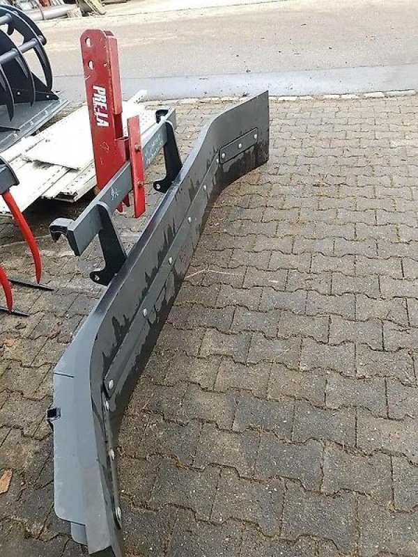 Sandstreuer & Salzstreuer des Typs Sonstige PRE-LA Gummi-Schlamm-, Schnee- und Futterschieber 2,80 m, Neumaschine in Westerstetten - Hinterdenkental (Bild 1)