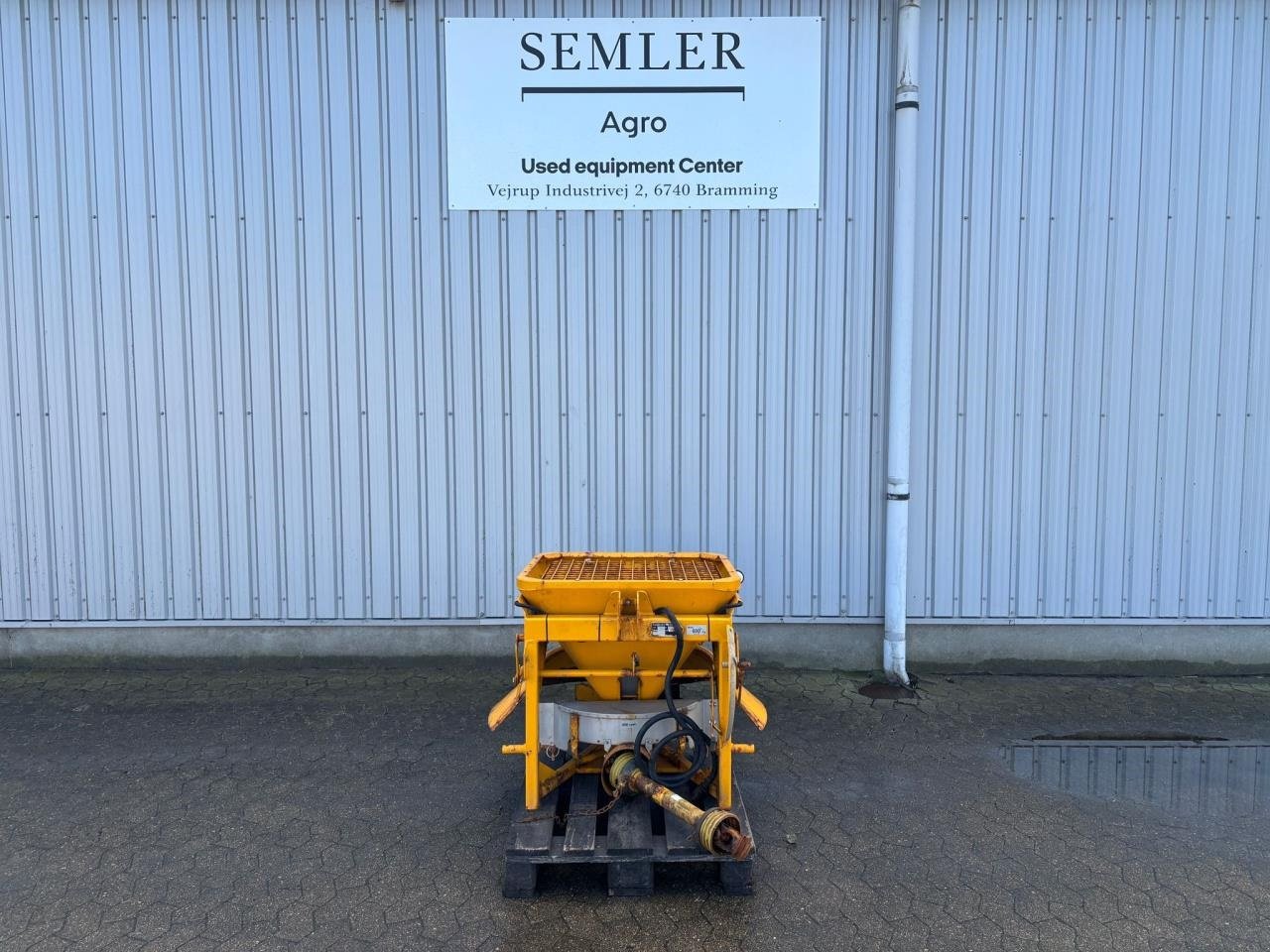 Sandstreuer & Salzstreuer tipa Sonstige S2, Gebrauchtmaschine u Bramming (Slika 1)