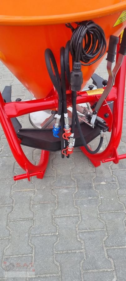 Sandstreuer & Salzstreuer des Typs Sonstige Salz-Splitstreuer-Hydr.-Elektr.-Gelenkwelle, Neumaschine in Eberschwang (Bild 7)