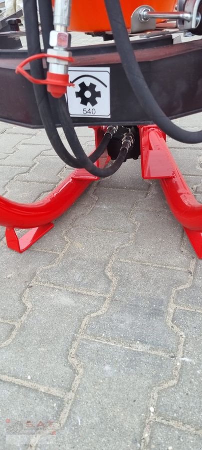 Sandstreuer & Salzstreuer des Typs Sonstige Salz-Splitstreuer-Hydr.-Elektr.-Gelenkwelle, Neumaschine in Eberschwang (Bild 4)