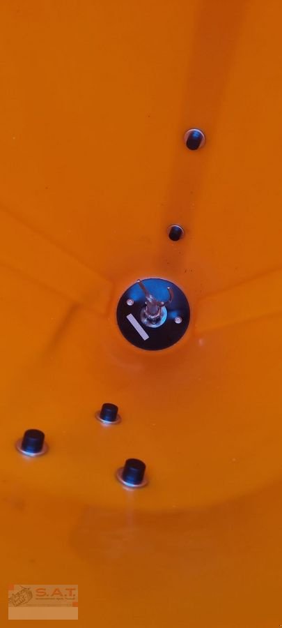 Sandstreuer & Salzstreuer des Typs Sonstige Salz-Splitstreuer-Hydr.-Elektr.-Gelenkwelle, Neumaschine in Eberschwang (Bild 24)