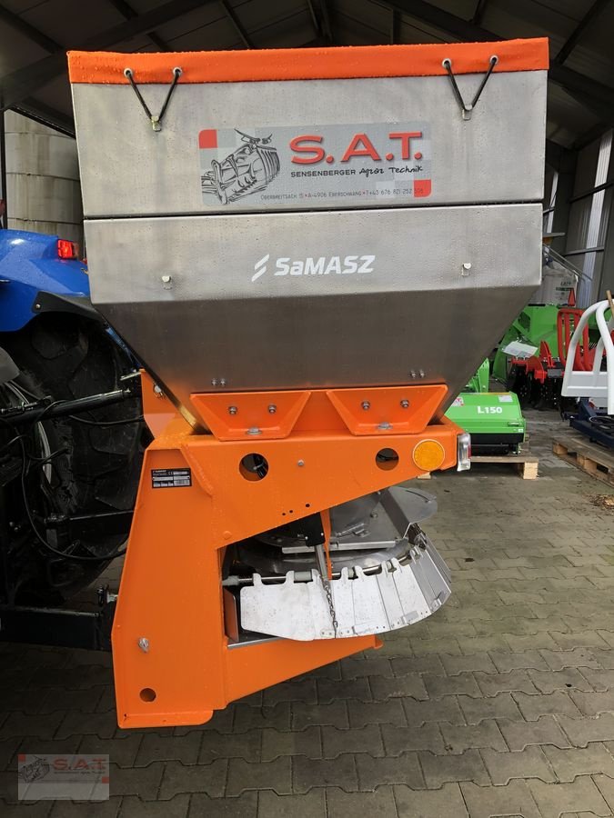 Sandstreuer & Salzstreuer des Typs Sonstige Samsz Vortex-Profistreuer-Salz-Sand-Split, Neumaschine in Eberschwang (Bild 4)