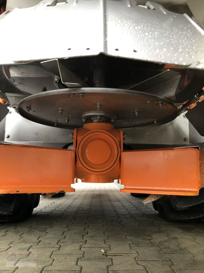 Sandstreuer & Salzstreuer of the type Sonstige Samsz Vortex-Profistreuer-Salz-Sand-Split, Neumaschine in Eberschwang (Picture 9)