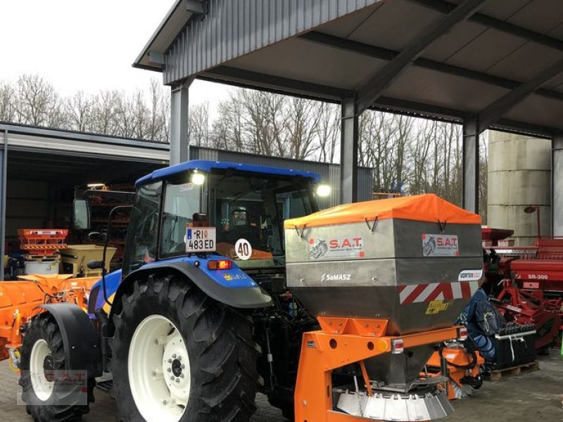 Sandstreuer & Salzstreuer des Typs Sonstige Samsz Vortex-Profistreuer-Salz-Sand-Split, Neumaschine in Eberschwang (Bild 1)