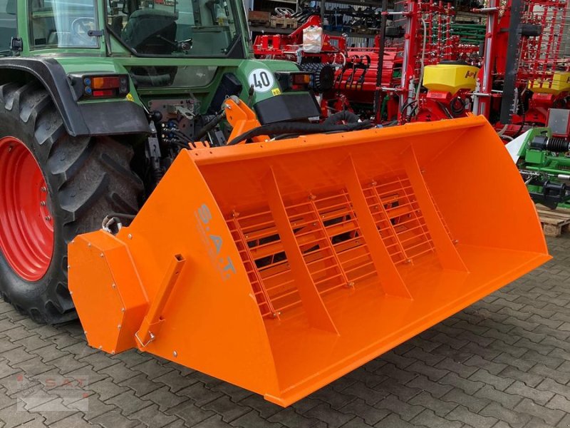 Sandstreuer & Salzstreuer des Typs Sonstige SAT-Selbstladestreuer 2,40 m-NEU, Neumaschine in Eberschwang (Bild 1)