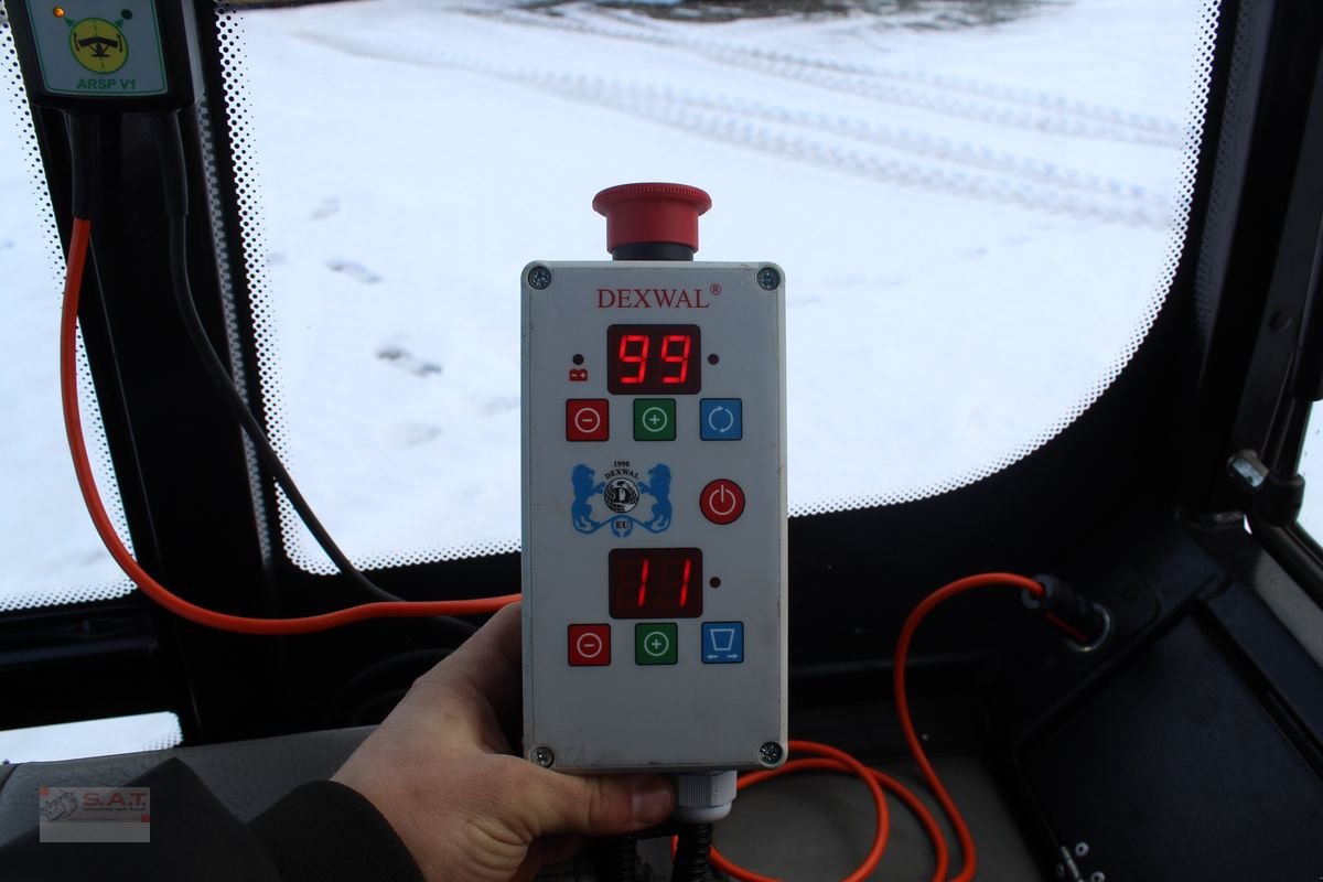 Sandstreuer & Salzstreuer of the type Sonstige SAT Streuprofi-Salz-12 Volt, Neumaschine in Eberschwang (Picture 19)