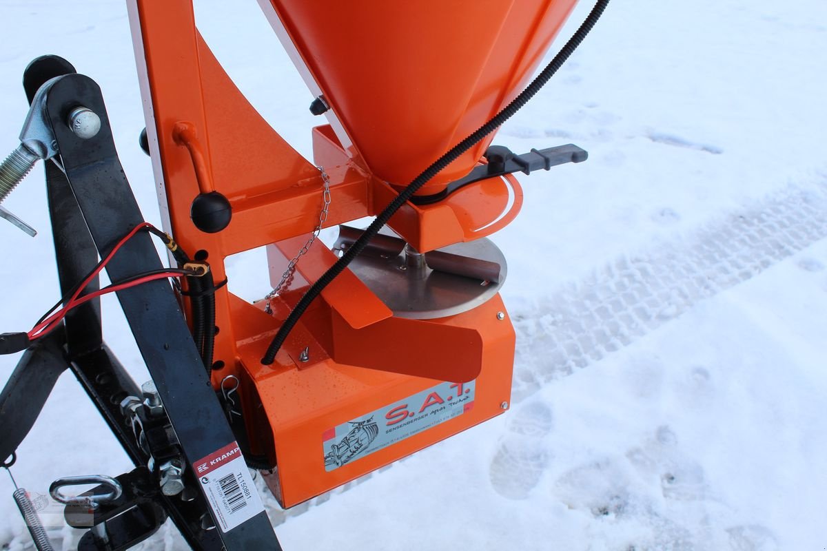Sandstreuer & Salzstreuer of the type Sonstige SAT Streuprofi-Salz-12 Volt, Neumaschine in Eberschwang (Picture 11)