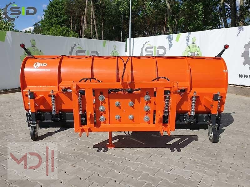 Sandstreuer & Salzstreuer от тип Sonstige Schneepflug C-Form 2,6m - 3,0m, Neumaschine в Zeven (Снимка 2)