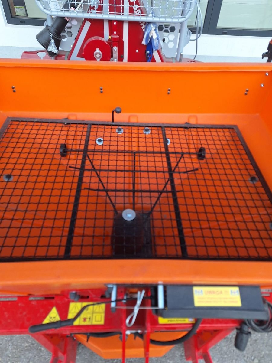 Sandstreuer & Salzstreuer del tipo Sonstige Stekro Wibro 1200, Neumaschine In Hopfgarten (Immagine 2)