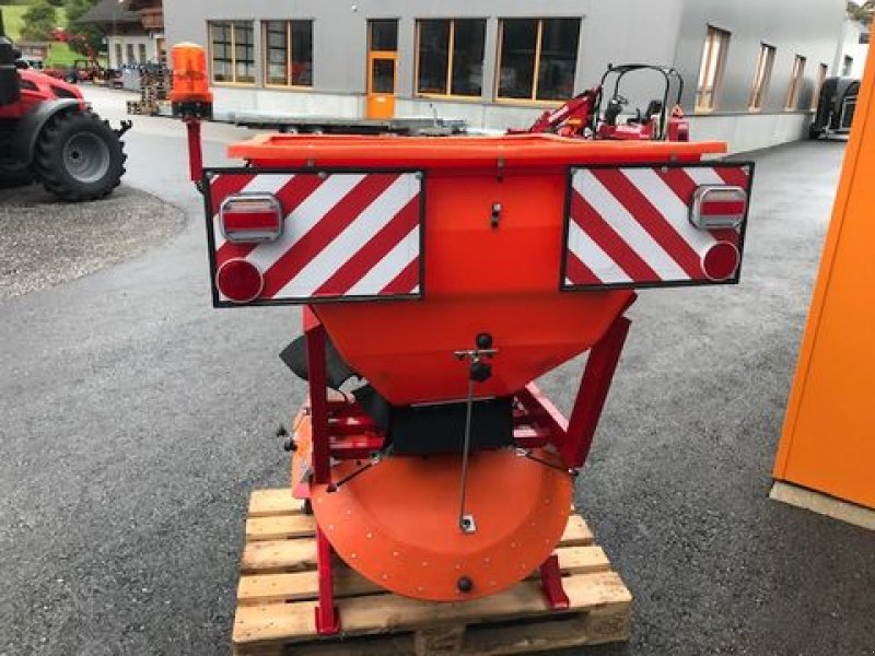 Sandstreuer & Salzstreuer des Typs Sonstige Wibro Salz- und Splitstreuer 550kg und 1200kg, Neumaschine in Tamsweg (Bild 9)